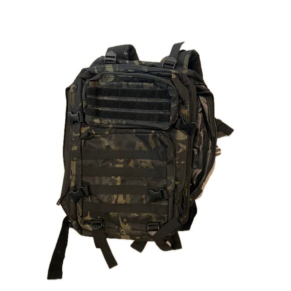 Generic Dark Green Camo Tactical Backpack - Picture 1 of 5